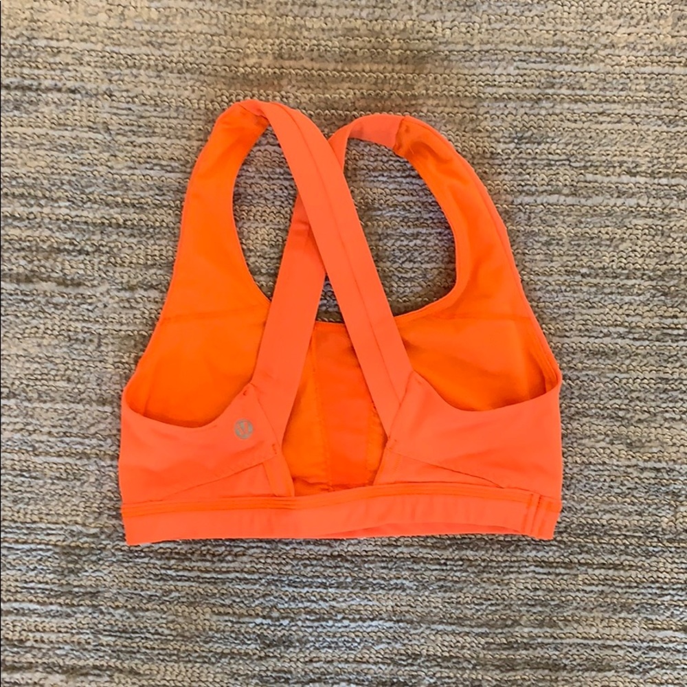 Lululemon Stuff Your Bra Sportsbra in XS/4 - Picture 2 of 8